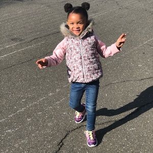 🥀 Gap Floral Puffer Vest